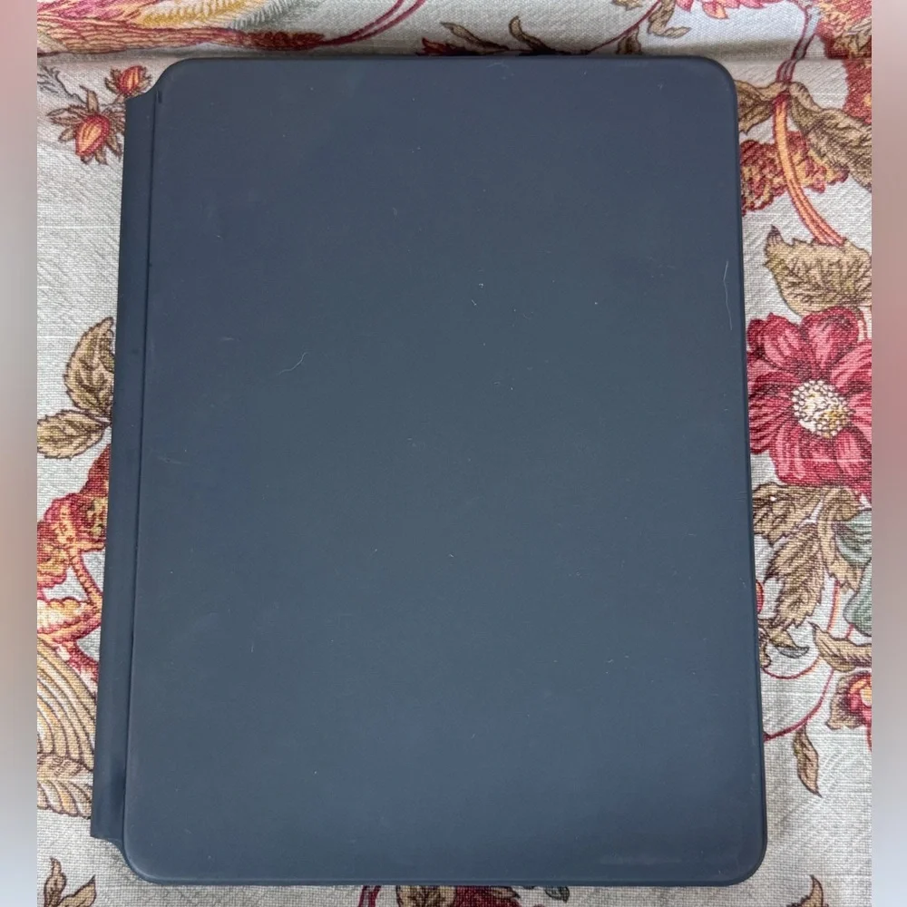 Apple iPad Magic Keyboard Black productivity A2261 - Picture 2 of 7